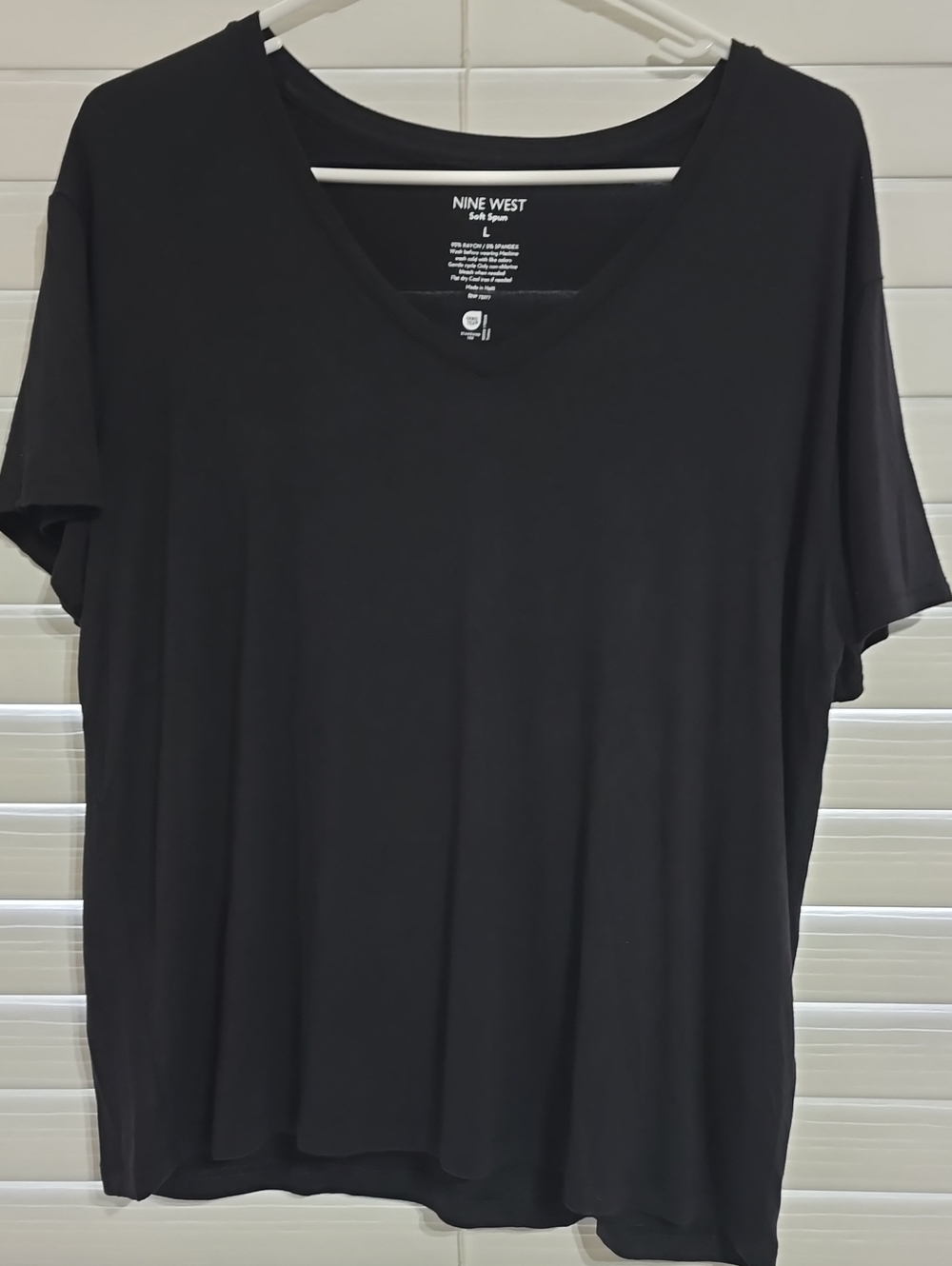 Nine West Black V-Neck Short Sleeve Relaxed Tee